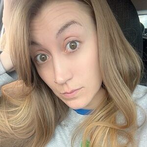 Meet your Posher, Erika